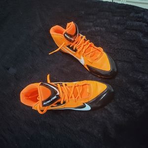 Men’s Nike Alpha Strike Dual Pull Football Cleats Orange Size 11.5